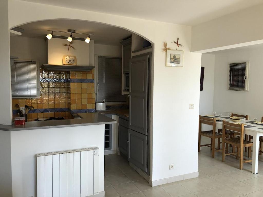 Appartement 60M2 - 2 Chambres A Une Minute Des Plages, Parking Prive Sausset-les-Pins Ngoại thất bức ảnh