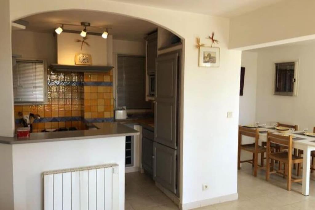 Appartement 60M2 - 2 Chambres A Une Minute Des Plages, Parking Prive Sausset-les-Pins Ngoại thất bức ảnh