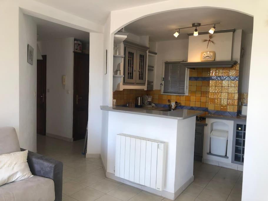 Appartement 60M2 - 2 Chambres A Une Minute Des Plages, Parking Prive Sausset-les-Pins Ngoại thất bức ảnh