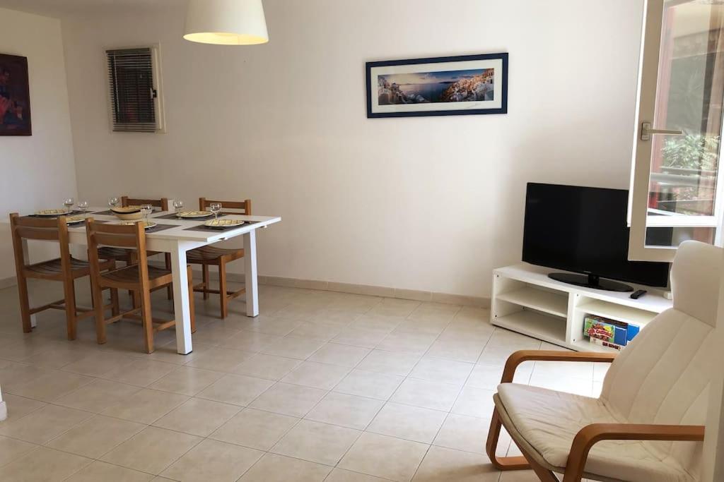 Appartement 60M2 - 2 Chambres A Une Minute Des Plages, Parking Prive Sausset-les-Pins Ngoại thất bức ảnh