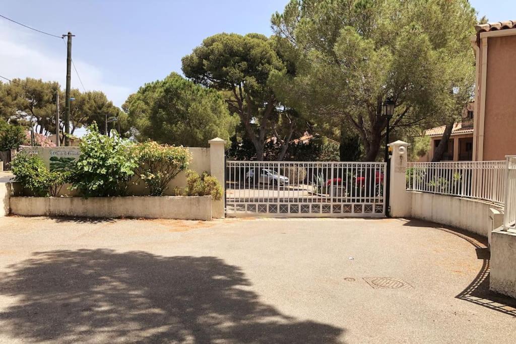 Appartement 60M2 - 2 Chambres A Une Minute Des Plages, Parking Prive Sausset-les-Pins Ngoại thất bức ảnh